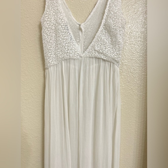 Zara Trafaluc White Crochet and Silk Sleeveless Dress - Picture 9 of 11